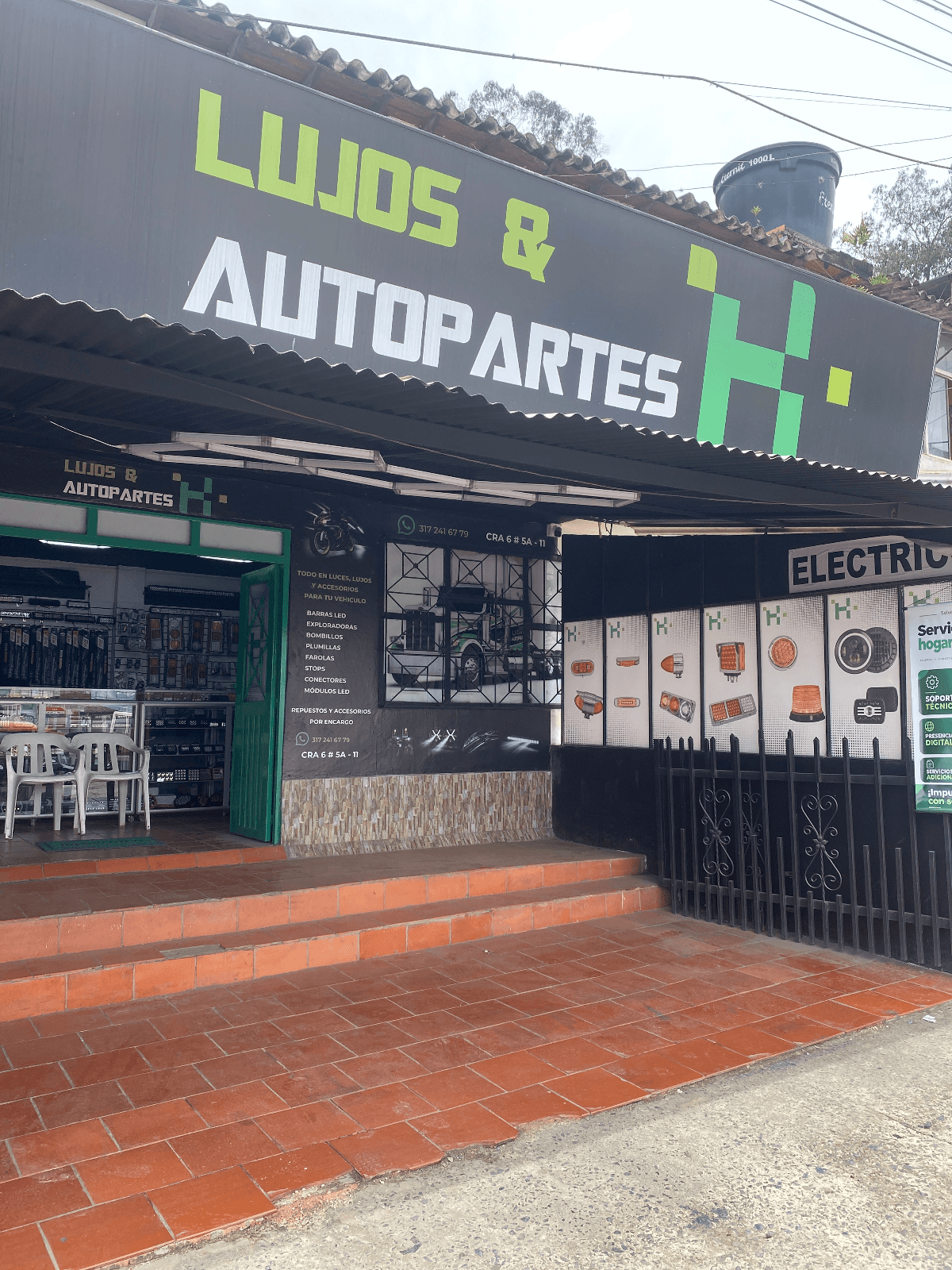 Lujos y Autopartes H · foto 1